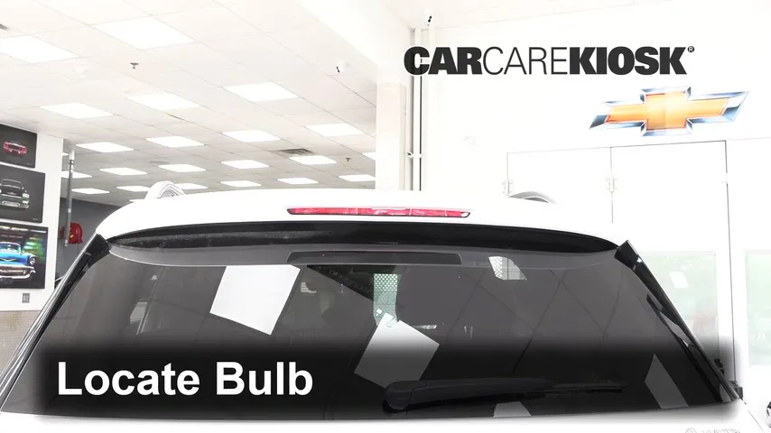 2022 Mercedes-Benz GLE350 4Matic 2.0L 4 Cyl. Turbo Éclairage Feu de freinage central (remplacer l'ampoule)